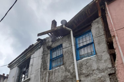 Binanın bacasında çıkan yangın mahalle sakinlerini korkuttu