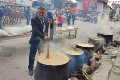 Binlerce kişi dumanı üstünde tarhana çorbasında buluştu