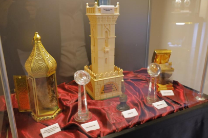 Mukaddes emanetler sergisi yoğun ilgi gördü