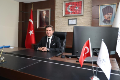 Başkan Tatık; "Atatürk, bir milletin kaderini değiştiren büyük bir lider olmasının yanında, fikirleri ile çağları aşan bir devlet adamıdır"