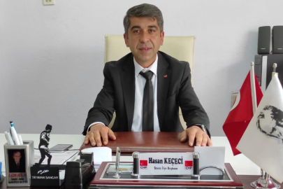 “Keçeci: Tavas Geriliyor, Projeler Siyasete Takılıyor”