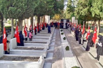 Denizli'de şehit öğretmenler dualarla anıldı