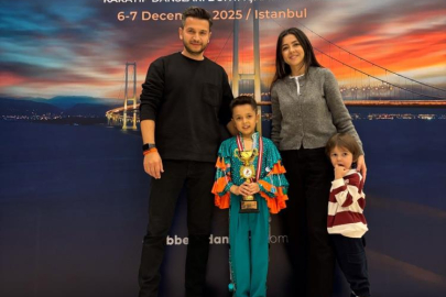 Denizli’nin gururu Toprak, 7 yaşında dünya üçüncüsü oldu