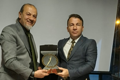 Zayim’den AYSİAD’a ziyaret