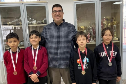 Beyağaç’ta Okul Sporları Satranç İlçe Şampiyonası Tamamlandı