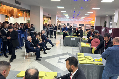 Güleç yeniden başkan