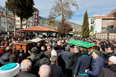 Akyar'da feci kaza baba ve oğlu hayatını kaybetti