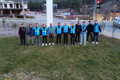 AK Parti Tavas Teşkilatı’ndan “İftara 5 Kala” İkramı