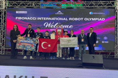 Denizlili Öğrenciler Bakü’de Zirvede