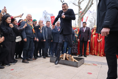 Denizli’de Nevruz coşkusu: Bahara görkemli “Merhaba”