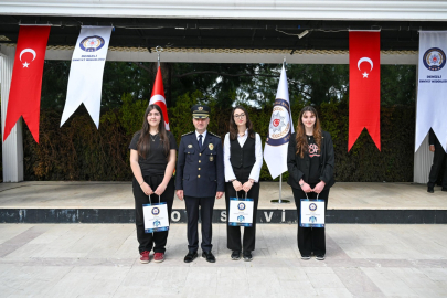 Dereceye Giren Öğrencilere Ödül