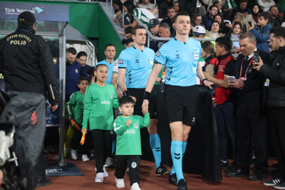 Tavaslı Minik Mehmet İçin Dev Maçta Farkındalık Oluşturuldu