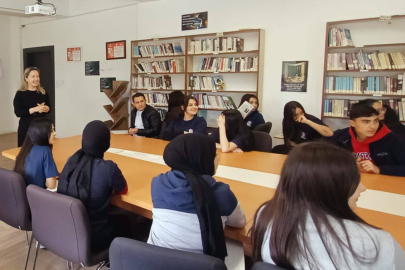 Acıpayam MYO Akademisyenleri Liselilerle Buluştu