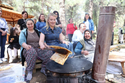 Bekilli’de Katmer Bayramı Coşkusu