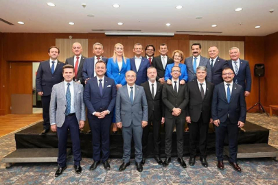 CHP’li 15 İlçe Belediye Başkanından Ortak Açıklama: “Partimizin Yanındayız”