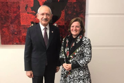 CHP'nin Eski Milletvekili Melike Basmacı Partisinden İstifa Etti