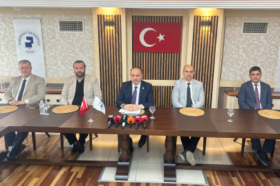 Pamukkale Üniversitesi’ne “tam akreditasyon” gururu
