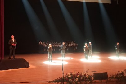 PEV Okulları’ndan 103. Yıla Özel “Hür” Gösterisi